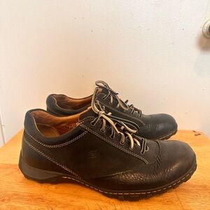 Born brand leather lace-up oxford shoes, similar to the Linden model.